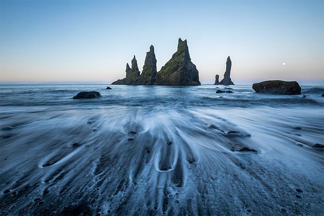 2-Day South Coast Waterfalls, Jokulsarlon Glacier Lagoon and Hike from Reykjavik - What to pack so the tour feels fun, not punishing