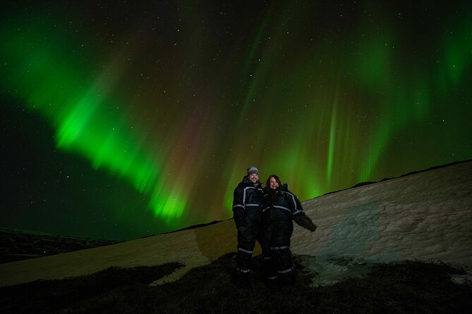 Award Winning Private Northern Lights Tour with All Inclusive - Reykjavik pickup at 8:00 pm, private and door to door