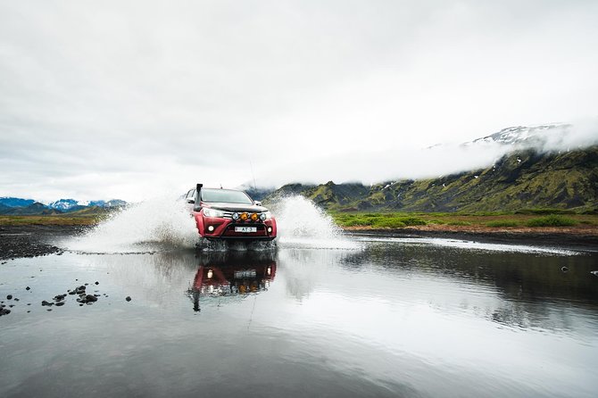 Eyjafjallajokull and Thorsmork Experience - Stop 1: Seljalandsfoss, the walk behind the waterfall