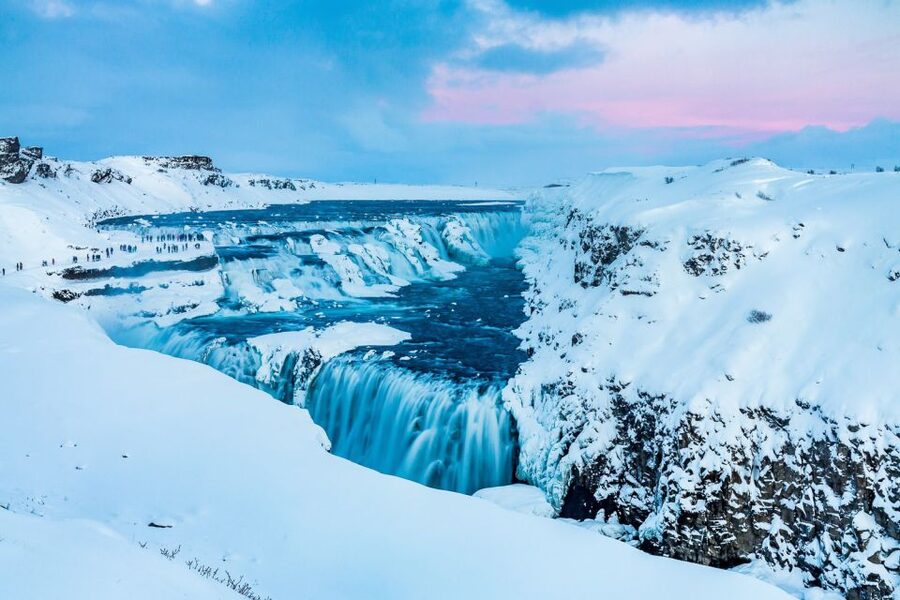 From Reykjavik: Golden Circle and Northern Lights Tour - Þingvellir National Park: Walking Between Continents