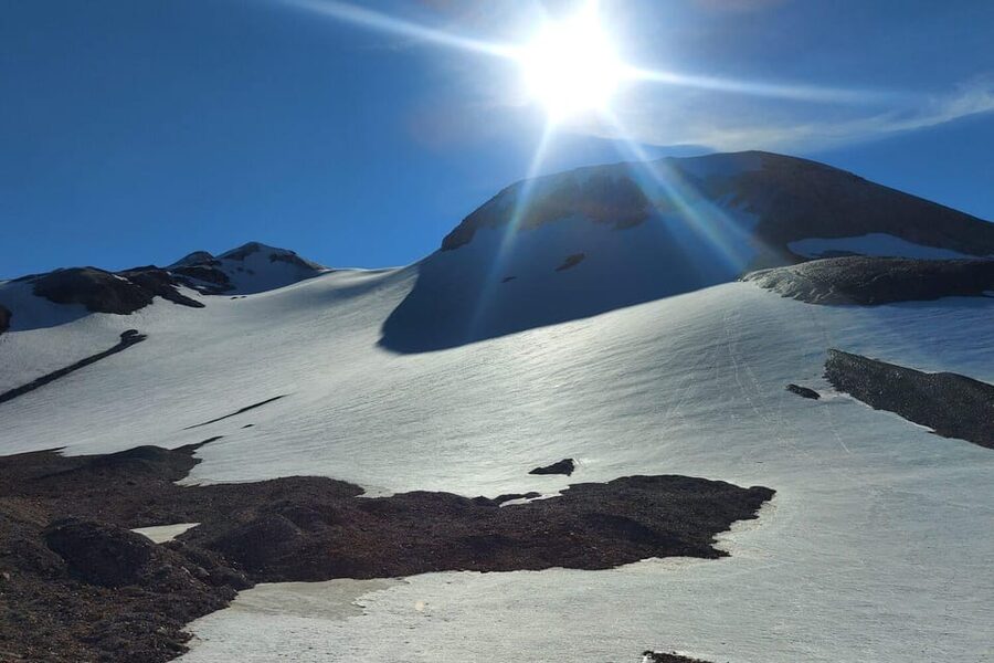 From Reykjavik: Kerlingarfjöll Hiking Day Tour - Guide Quality and Driver Skills: How the Day Stays Smooth