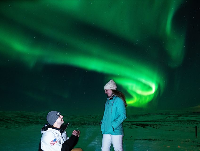 From Reykjavik: Northern Lights Guided Tour with Photos - How a 5-hour aurora night really unfolds