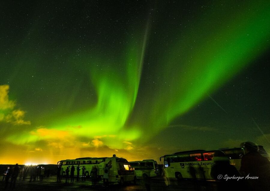 From Reykjavik: Northern Lights Tour - Where you go outside, and why the tour moves