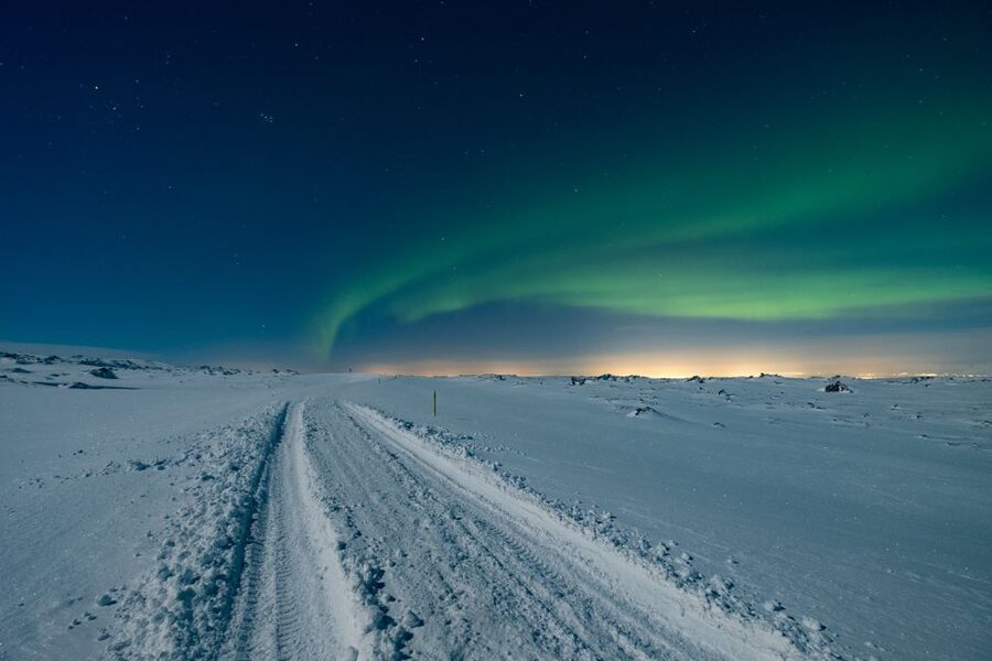 From Reykjavik: Northern Lights Tour with Lifetime Guarantee - Live Guide Energy: The Difference Between Seeing and Missing It