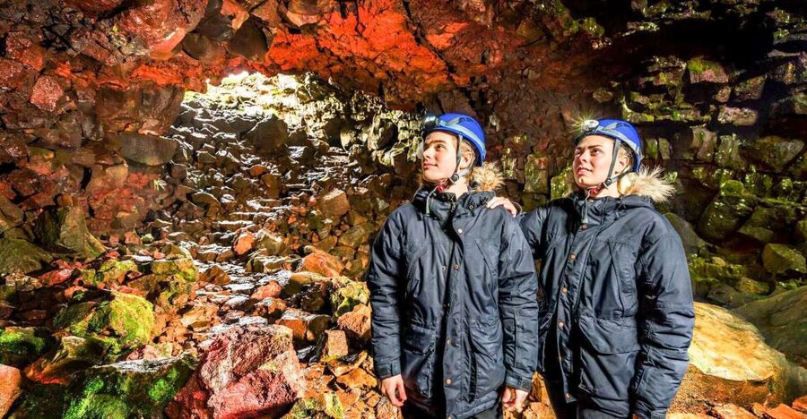 From Reykjavik: Raufarhólshellir Lava Tunnel by Bus - The 1-hour guided walk through Raufarhólshellir’s colored walls