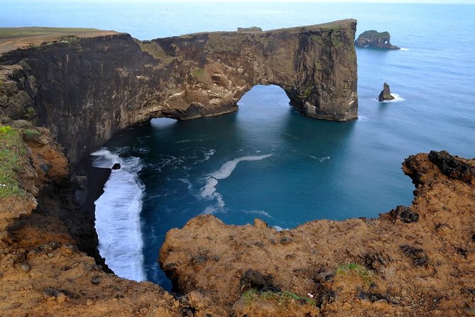 Glacier Lagoon, Diamond Beach, Black Sand Beaches and Waterfalls - Vikurfjara Black Sand Beach: Dark Sand, Cliffs, and Dangerous Waves