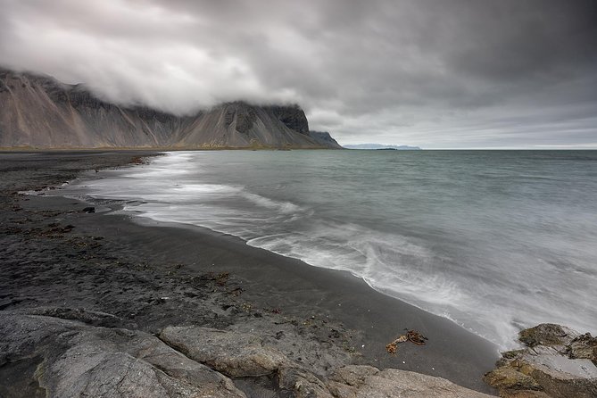 Glacier lagoon tour - How the Reykjavik to glacier lagoon drive becomes part of the show