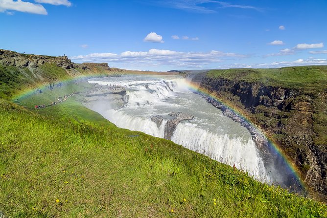 Golden Circle and the Secret Lagoon from Reykjavik - The bus ride details you will either love or notice