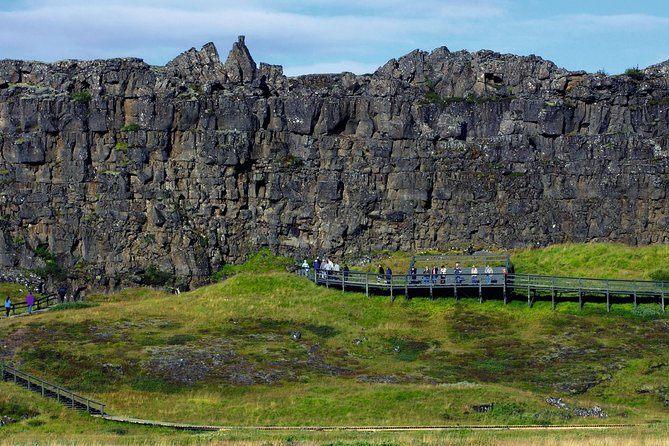 Golden Circle Day Trip with Fridheimar Greenhouse visit from Reykjavik - Þingvellir National Park: tectonic plates you can stand near