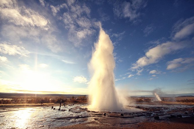 Golden Circle & Kerið Day Tour by Minibus from Reykjavik - Stop 3: Geysir and Strokkur, steam, timing, and 20-meter drama