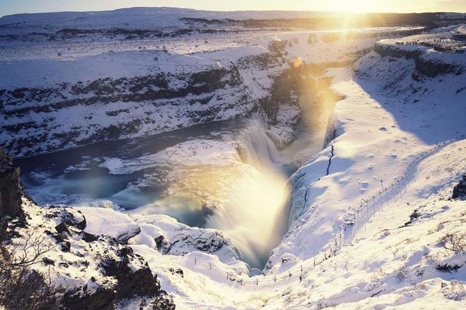Golden Circle & Kerið Day Tour by Minibus from Reykjavik - Pickup in Reykjavik at 9:00am: the start-time that matters
