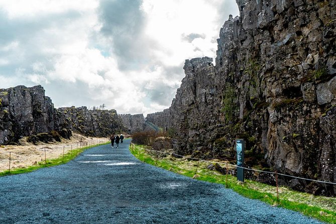 Golden Circle Small-Group Afternoon Tour from Reykjavik - How the Small-Group Minibus Changes Your Day