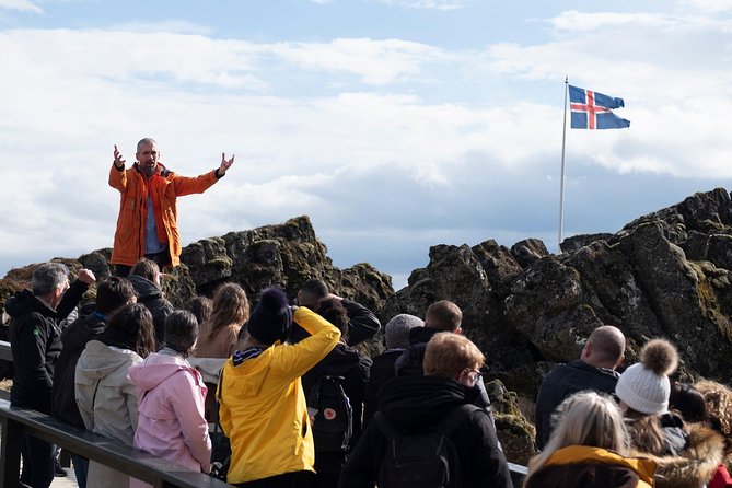 Golden Circle with Kerid Volcanic Crater Day Tour from Reykjavik - Who should book this Golden Circle with Kerið Crater?