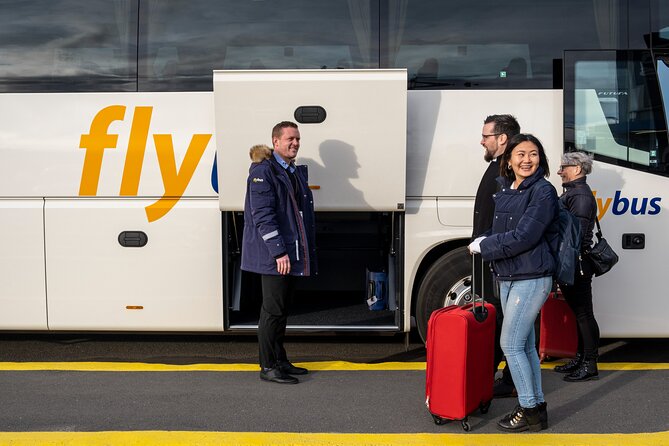 Iceland: Airport Transfers between Keflavik and Reykjavik Hotels - Value for Around $40: Why This Usually Beats the “Just Taxi It” Plan