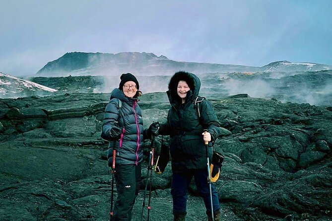 Iceland Hiking Tour to Fagradalsfjall Volcano with Local Guide - Kleifarvatn Lake viewpoint for pickup tours: a quiet pause after the climb