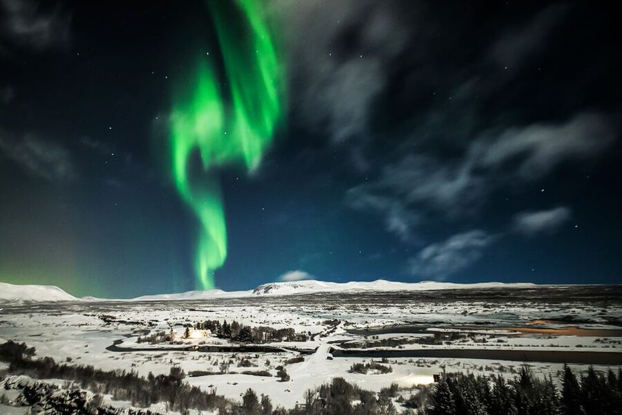 Iceland: Northern Lights Bus Tour from Reykjavik - Reykjavik to real night sky: the best reason to take a bus