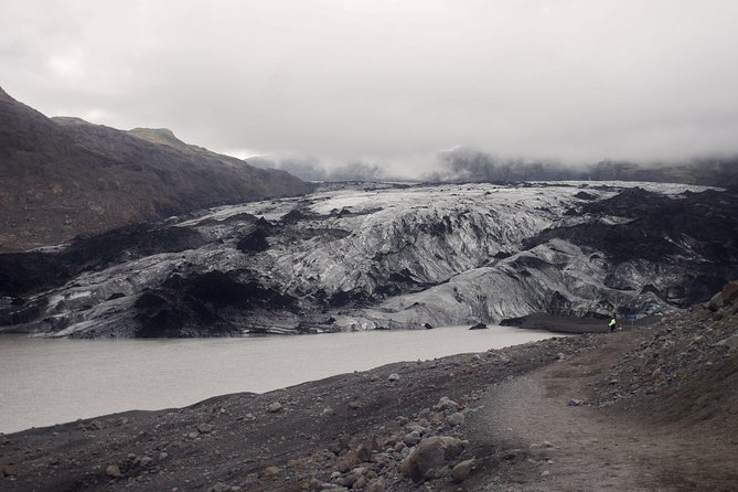 Iceland's south coast G spots - Stop 4: Skógafoss, cliff power, and the glacier-volcano story