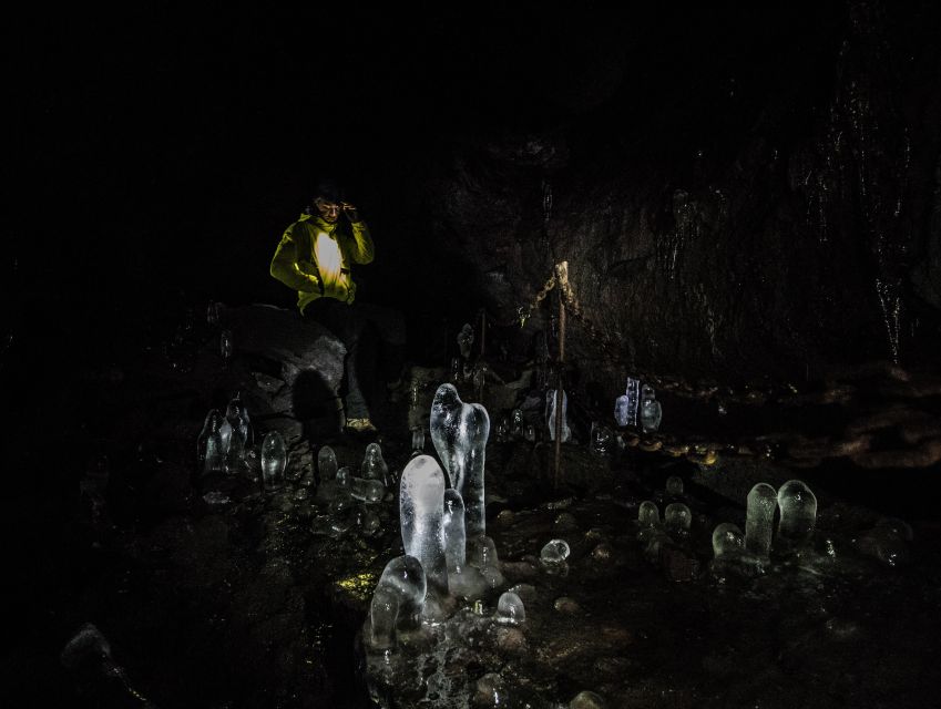 Leidarendi Cave: Lava Tunnel Caving from Reykjavik - How physical is it, really? (And what to wear in Iceland weather)