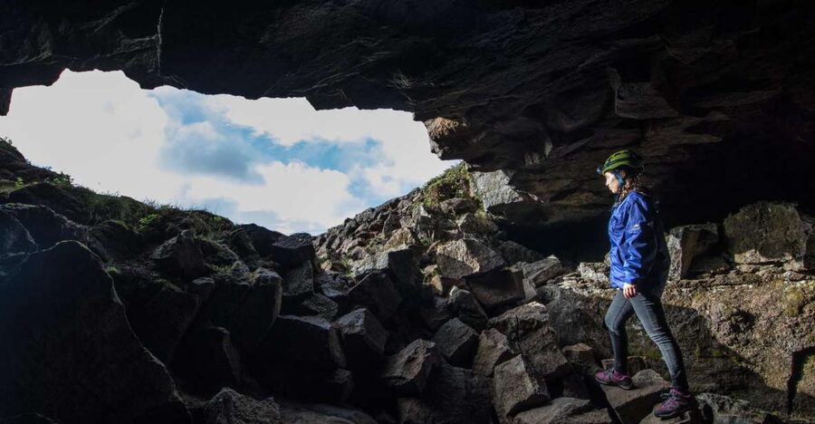 Leidarendi Cave: Lava Tunnel Caving from Reykjavik - Price and value: is $104 worth 3 hours underground?