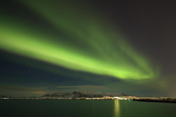 Northern Lights Bus Tour from Reykjavik with Hot Chocolate - What Makes This Northern Lights Bus Tour Worth Your Time