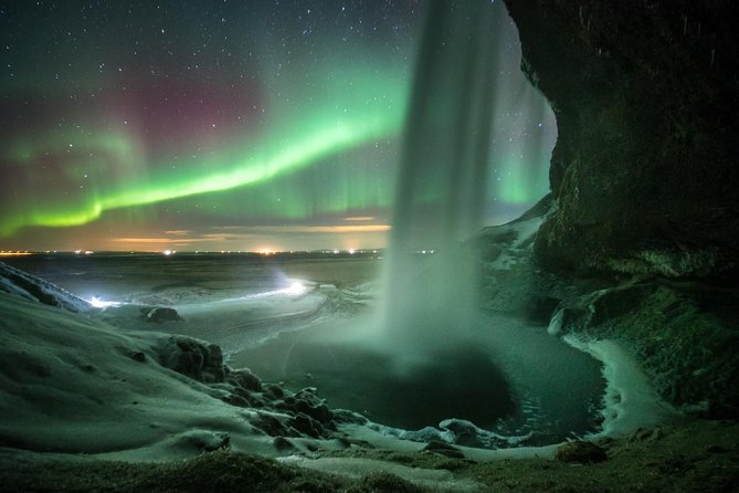 Northern Lights Bus Tour from Reykjavik with Hot Chocolate - The Guide Experience: Folklore, Aurora Talk, and Real Momentum
