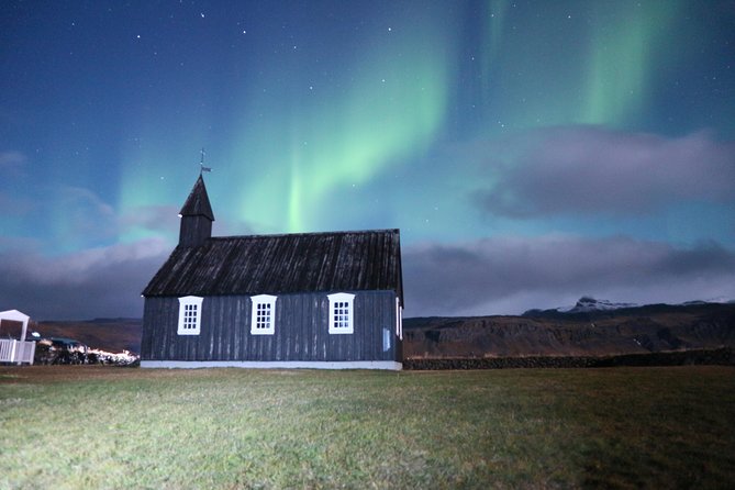 Northern Lights Midnight Adventure Small-Group from Reykjavík - Why This Midnight Aurora Hunt Starts in Reykjavík, Not Nowhere
