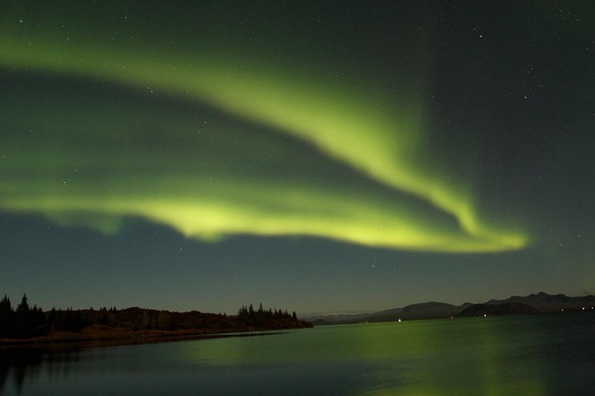 Northern Lights Superjeep Tour from Reykjavik - Photo stops and why the “free pictures” are a bigger deal than you think