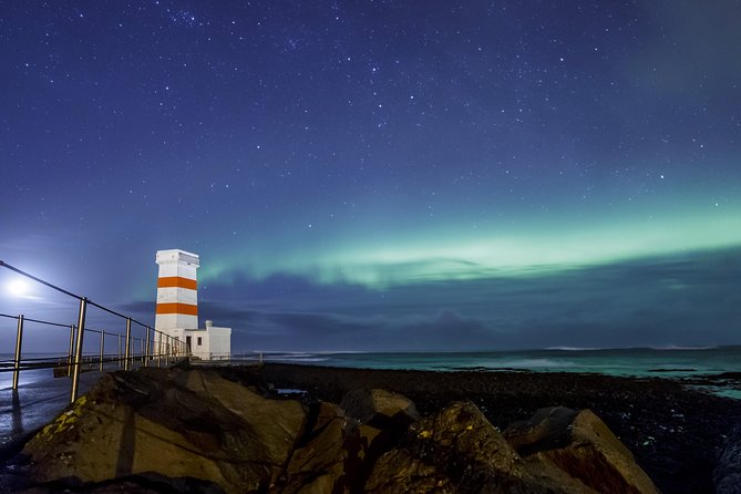 Northern Lights Tour from Reykjavik with Lifetime Guarantee - Photo tips and the cold reality of aurora nights