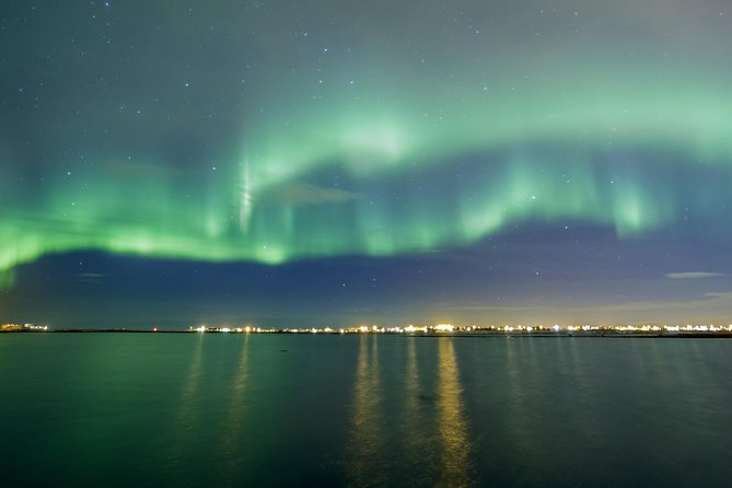 Northern Lights Tour from Reykjavik with Lifetime Guarantee - Itinerary in the field: what a viewing stop can look like