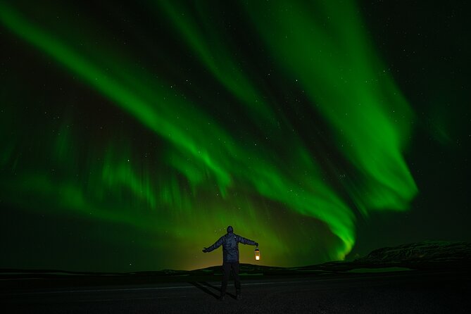 Northern Lights Tour with Photos, Snacks, Warm Snowsuits, Chairs - Unlimited high-res photos, plus real instruction for better aurora shots