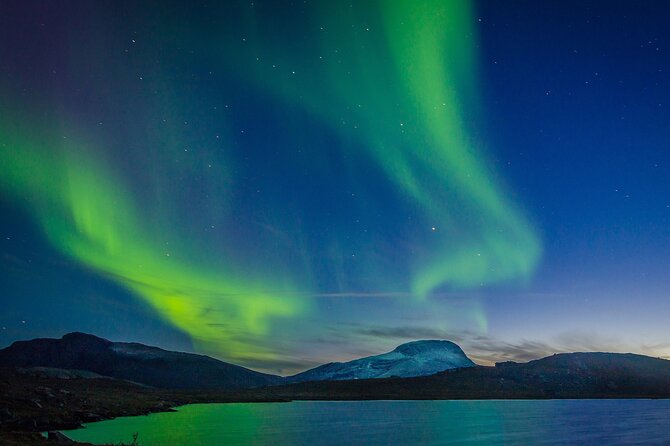 Northern Lights Yacht Cruise in Reykjavik - Why a Reykjavik Yacht Cruise Works for Aurora Hunting