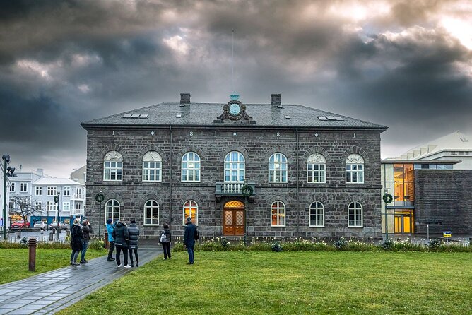 Private Icelandic Viking Age Walking Tour - Alþingi House (Althingishus) in 7 minutes: power and law, not just raids