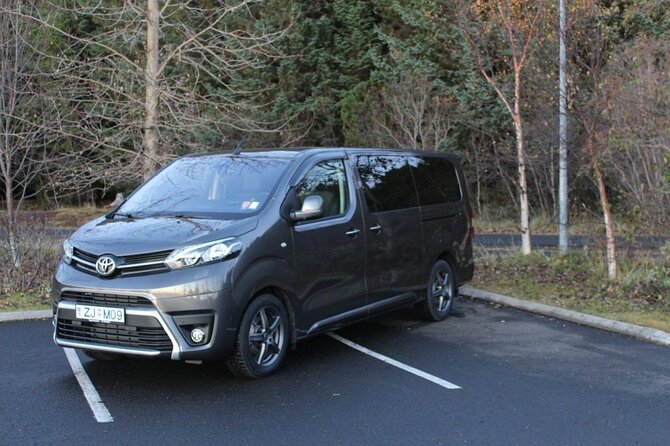 Private Keflavik Airport Transfer (Round trip) - Door-to-door comfort in a private vehicle, even late at night