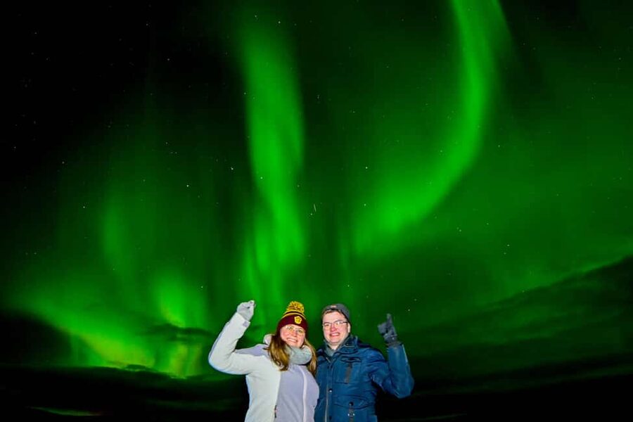 Reykjavík: 4x4 Minibus Northern Lights with Photo and Cocoa - Key points to know before you go