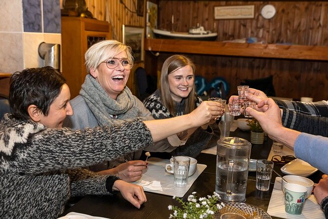 Reykjavik Food Lovers Tour - Icelandic Traditional Food - Dass Reykjavik by Hallgrimskirkja: the fermented shark finale plus a drink