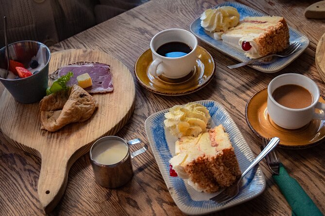 Reykjavik Food Walk - Local Foodie Adventure in Iceland - Laugavegur to Skólavörðustígur: the best way to eat your way through downtown
