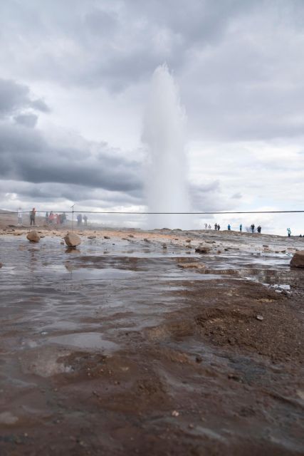 Reykjavík: Golden Circle, Blue Lagoon, and Aurora Tour - Northern Lights Hunt: How the Night Part Really Feels