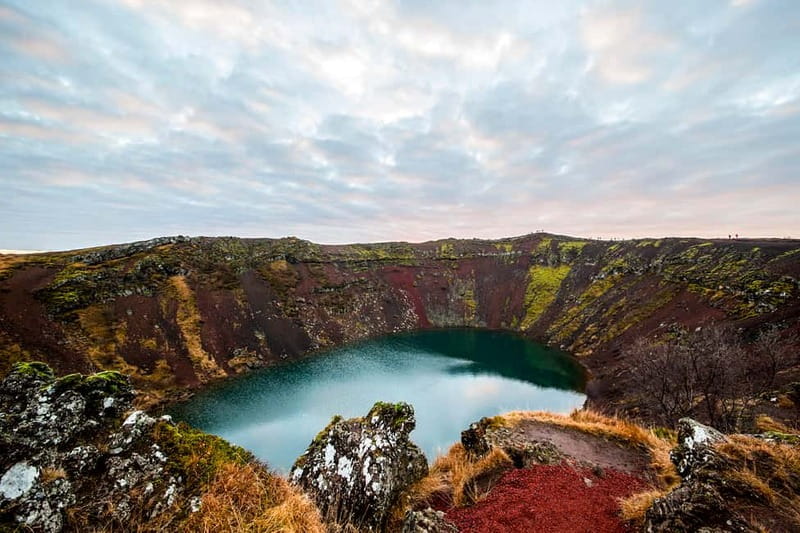 Reykjavik: Golden Circle, Fridheimar, & Sky Lagoon Day Trip - Thingvellir National Park: walk between tectonic plates