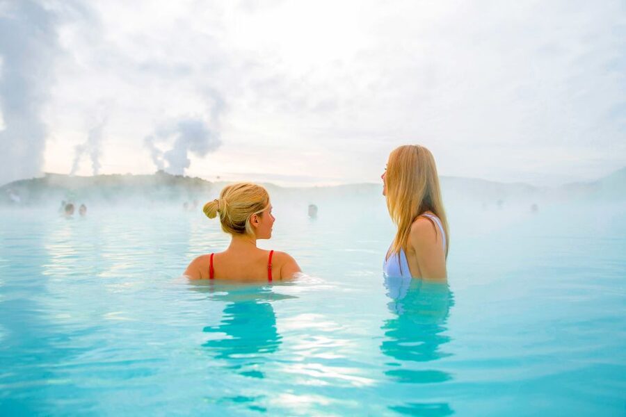 Reykjavík: Golden Circle Minibus Tour & Blue Lagoon Transfer - Thingvellir National Park and the North Atlantic rift view
