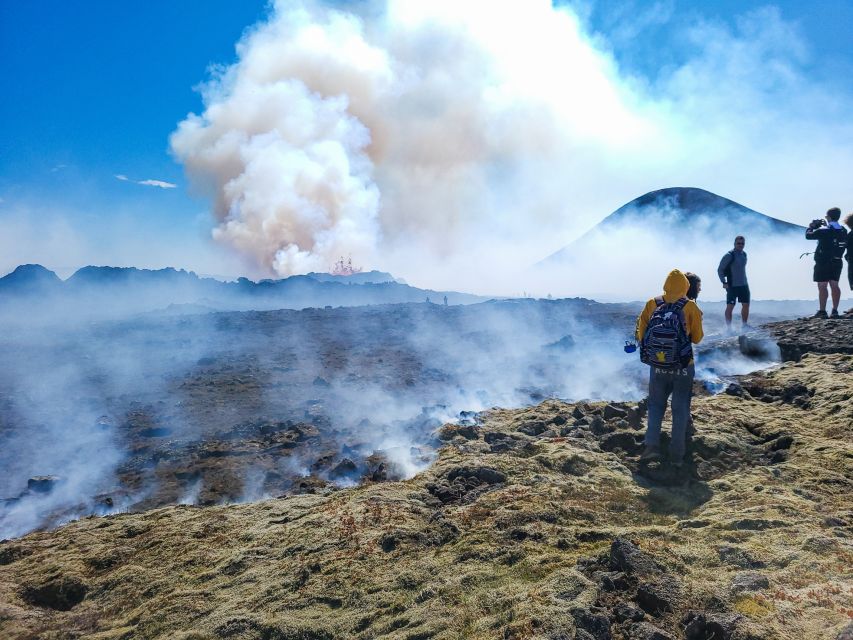 Reykjavík: Guided Afternoon Hiking Tour to New Volcano Site - Timing and packing for a 7-hour volcano day
