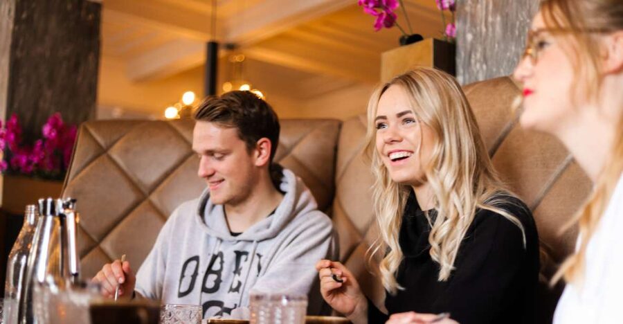 Reykjavik: Guided Foodie Walking Tour with 6 Tastings - Starting at Harpa and why this meeting spot matters