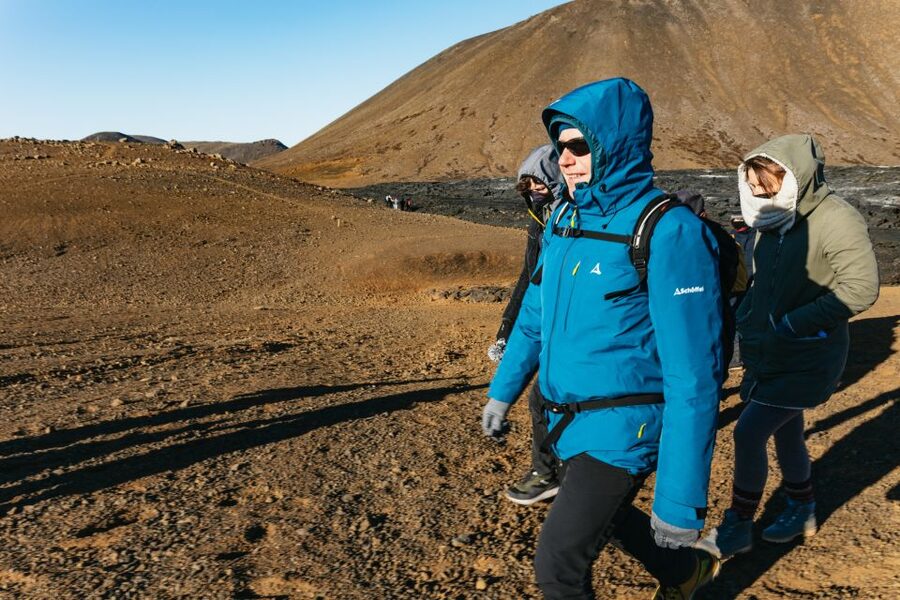 Reykjavik: Guided Tour to Volcano and Reykjanes Geopark - Fagradalsfjall volcano area: the hike to the fresh lava viewpoint