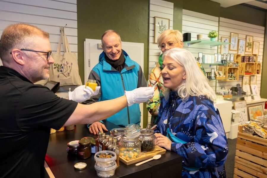 Reykjavik: Icelandic Food Tour - Stop 2: a second local tasting (45 minutes) that keeps the pace tight