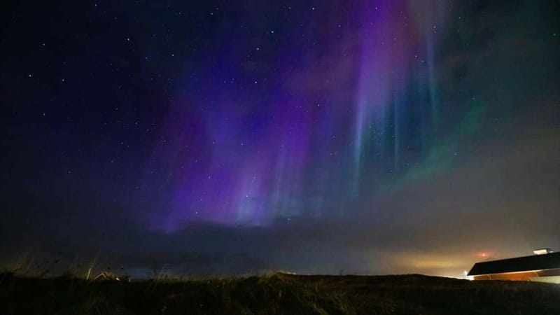 Reykjavik: Northern Lights Adventure Tour with Hot Chocolate - Aurora hunting in Iceland: what you are really paying for