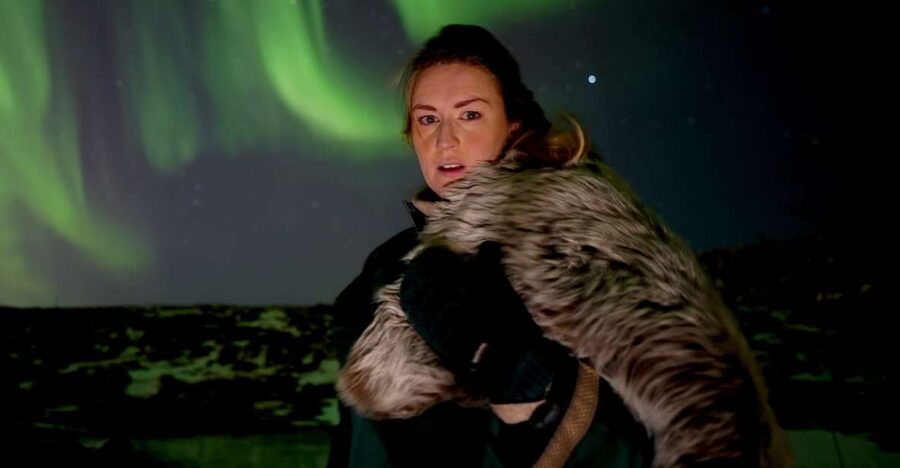 Reykjavik: Northern Lights Tour w/Pro Photos - Small Group - The “real work” behind the aurora: how the guides maximize odds