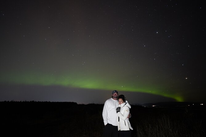 Reykjavik Northern Lights Tour with Pro Aurora Photos Small Group - Unlimited Free Retries, and How to Use Them Smart