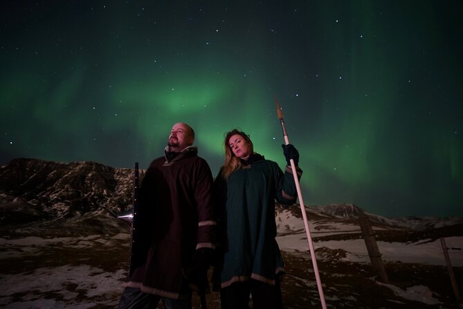 Reykjavik Northern Lights Tour with Pro Aurora Photos Small Group - Pickup Around Reykjavik, and Why Timing Matters