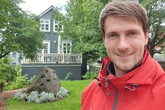 Reykjavík Small group Walking Tour - by CityWalk - Weather reality and what to wear