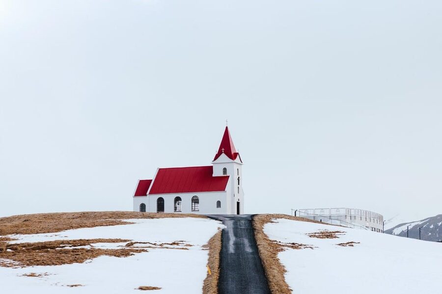 Reykjavik: Snæfellsnes Day Trip with Vatnshellir Lava Cave - Búðakirkja black church and the other side of the geology day