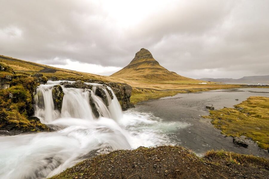 Reykjavik: Snaefellsnes & Mt. Kirkjufell Guided Minibus Tour - Londrangar: quick sea stack drama